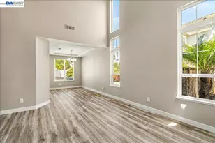2449 Almanor Dr, Tracy, CA 95304 - Photo 8