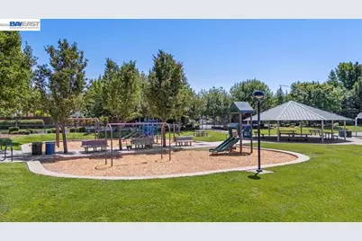 2449 Almanor Drive, Tracy, CA 95304 - Photo 82