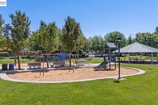 2449 Almanor Dr, Tracy, CA 95304 - Photo 82