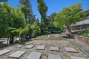 100 El Toyonal, Orinda, CA 94563 - Photo 38