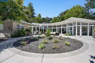 100 El Toyonal, Orinda, CA 94563 - Photo 2