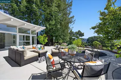 100 El Toyonal, Orinda, CA 94563 - Photo 2