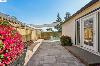 933 Algonquin Ave, Livermore, CA 94551 - Photo 32