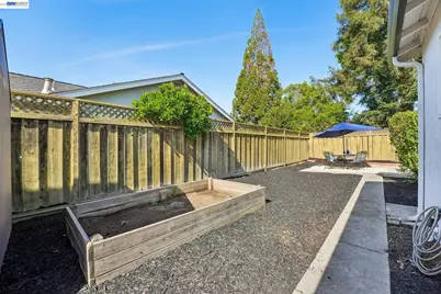 933 Algonquin Ave, Livermore, CA 94551 - Photo 36
