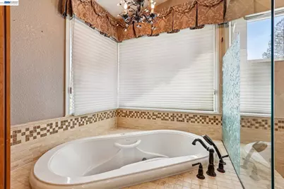 1095 Canyon Hills Rd, San Ramon, CA 94582 - Photo 18
