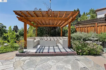 1095 Canyon Hills Rd, San Ramon, CA 94582 - Photo 26