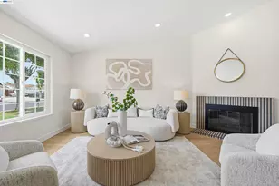 32419 Woodland Dr, Union City, CA 94587 - Photo 2