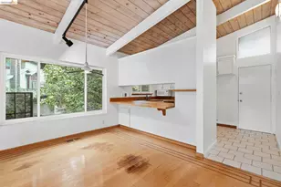 33 Eastwood Ct, Oakland, CA 94611 - Photo 16