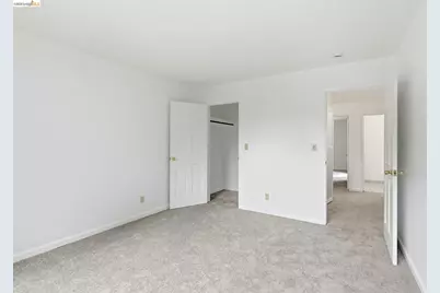33 Eastwood Ct, Oakland, CA 94611 - Photo 26