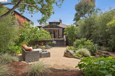 2121 Carleton St, Berkeley, CA 94704 - Photo 66