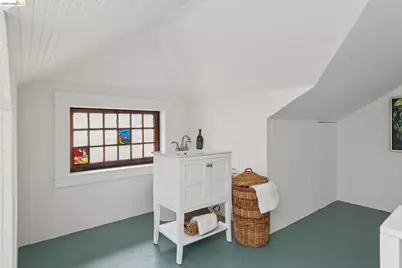 2121 Carleton St, Berkeley, CA 94704 - Photo 52