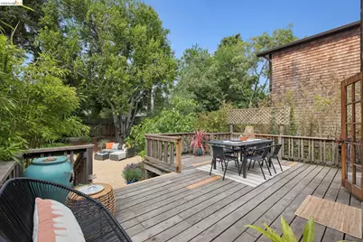 2121 Carleton St, Berkeley, CA 94704 - Photo 54