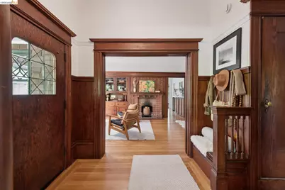 2121 Carleton St, Berkeley, CA 94704 - Photo 8