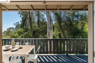 2343 Mastlands Dr, Oakland, CA 94611 - Photo 10