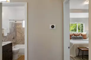 2343 Mastlands Dr, Oakland, CA 94611 - Photo 28
