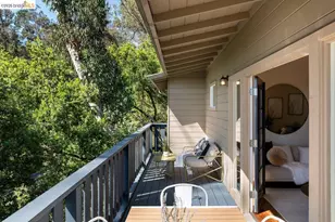 2343 Mastlands Dr, Oakland, CA 94611 - Photo 12