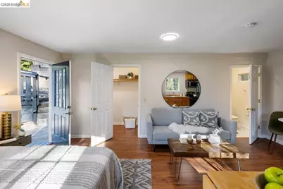 2343 Mastlands Dr, Oakland, CA 94611 - Photo 72