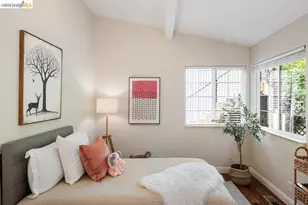 2343 Mastlands Dr, Oakland, CA 94611 - Photo 32