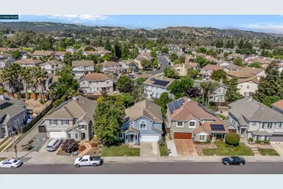 120 Mont St Michel Way, Martinez, CA 94553 - Photo 2