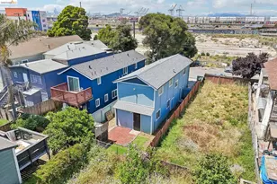 874 Pine St, Oakland, CA 94607 - Photo 36