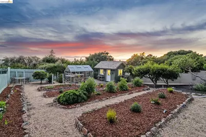 7355 Stockton Ave, El Cerrito, CA 94530 - Photo 54