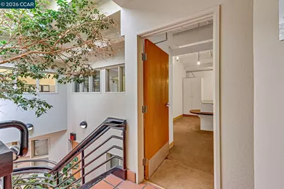 220 4th St, Oakland, CA 94607 - Photo 4