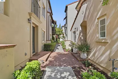 488 Trident Maple Ter, Fremont, CA 94539 - Photo 2