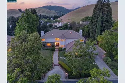 5303 Blackhawk Dr, Danville, CA 94506 - Photo 2