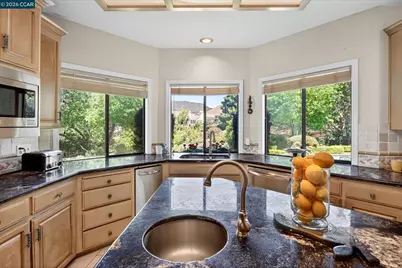 5303 Blackhawk Dr, Danville, CA 94506 - Photo 44