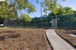 5310 Ridgeview Cir, El Sobrante, CA 94803 - Photo 26