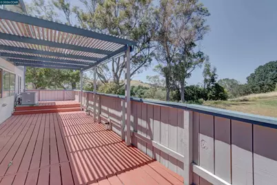 585 Mt Dell Dr, Clayton, CA 94517 - Photo 24
