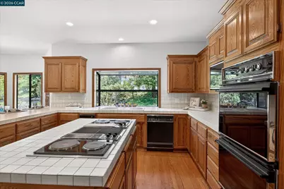 4423 Deer Ridge Rd, Danville, CA 94506 - Photo 24