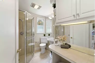 235 Highland Ave, Piedmont, CA 94611 - Photo 20