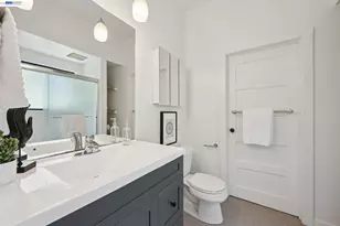 4987 Shafter Ave, Oakland, CA 94609 - Photo 20