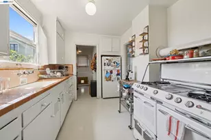4987 Shafter Ave, Oakland, CA 94609 - Photo 54