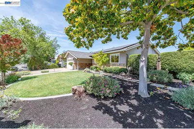 684 Emerald St, Livermore, CA 94550 - Photo 40