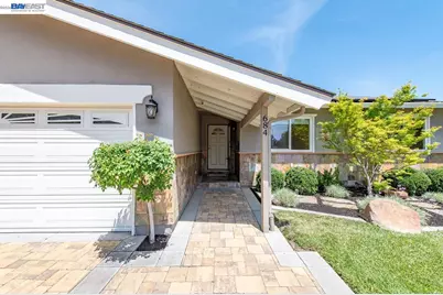 684 Emerald St, Livermore, CA 94550 - Photo 4