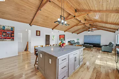 49 Christopher Ct, El Sobrante, CA 94803 - Photo 12