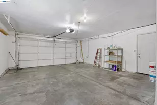 1846 Bayberry Ln, Tracy, CA 95376 - Photo 38