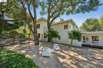 1055 Sterling Avenue, Berkeley, CA 94708 - Photo 56