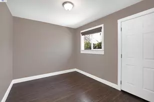 2821 Vallecito Pl, Oakland, CA 94606 - Photo 12