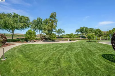 319 Basswood Cmn #14, Livermore, CA 94551 - Photo 40