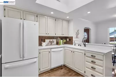 2090 Foxswallow Rd, Pleasanton, CA 94566 - Photo 14