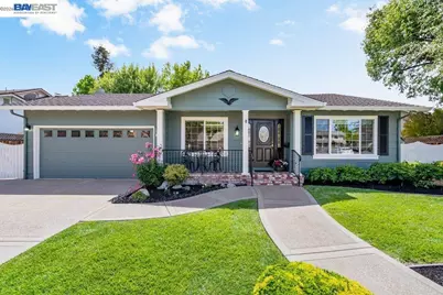 2090 Foxswallow Rd, Pleasanton, CA 94566 - Photo 2