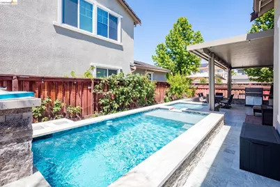 379 Savannah Way, Brentwood, CA 94513 - Photo 6