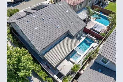 379 Savannah Way, Brentwood, CA 94513 - Photo 2