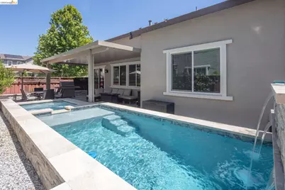 379 Savannah Way, Brentwood, CA 94513 - Photo 8
