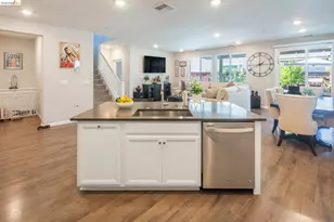 379 Savannah Way, Brentwood, CA 94513 - Photo 6