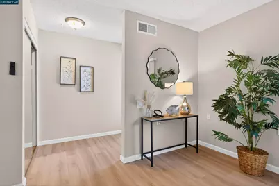 1109 Golden Rain Rd #4, Walnut Creek, CA 94595 - Photo 12