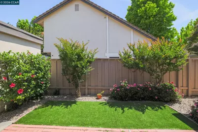 4 Long Creek Cir, Clayton, CA 94517 - Photo 24